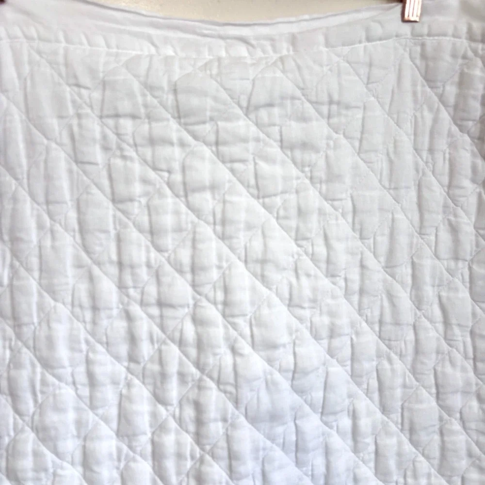 Pottery Barn Diamond Quilted Euro Sham (1) White Linen Cotton Square 26